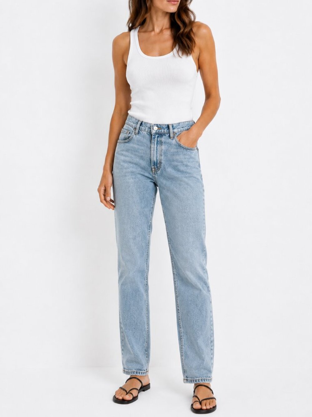 J GALT STRAIGHT LEG MID-RISE LIGHT WASH DENIM JEANS - 32 (2)